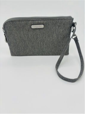 Baggallini Gray RFID Wristlet Wallet Zip Travel Clutch 7.5 x 4
